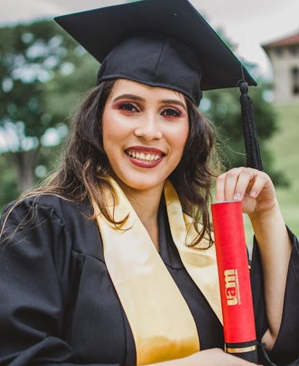 Доступный диплом с занесением в реестр по выгодной цене